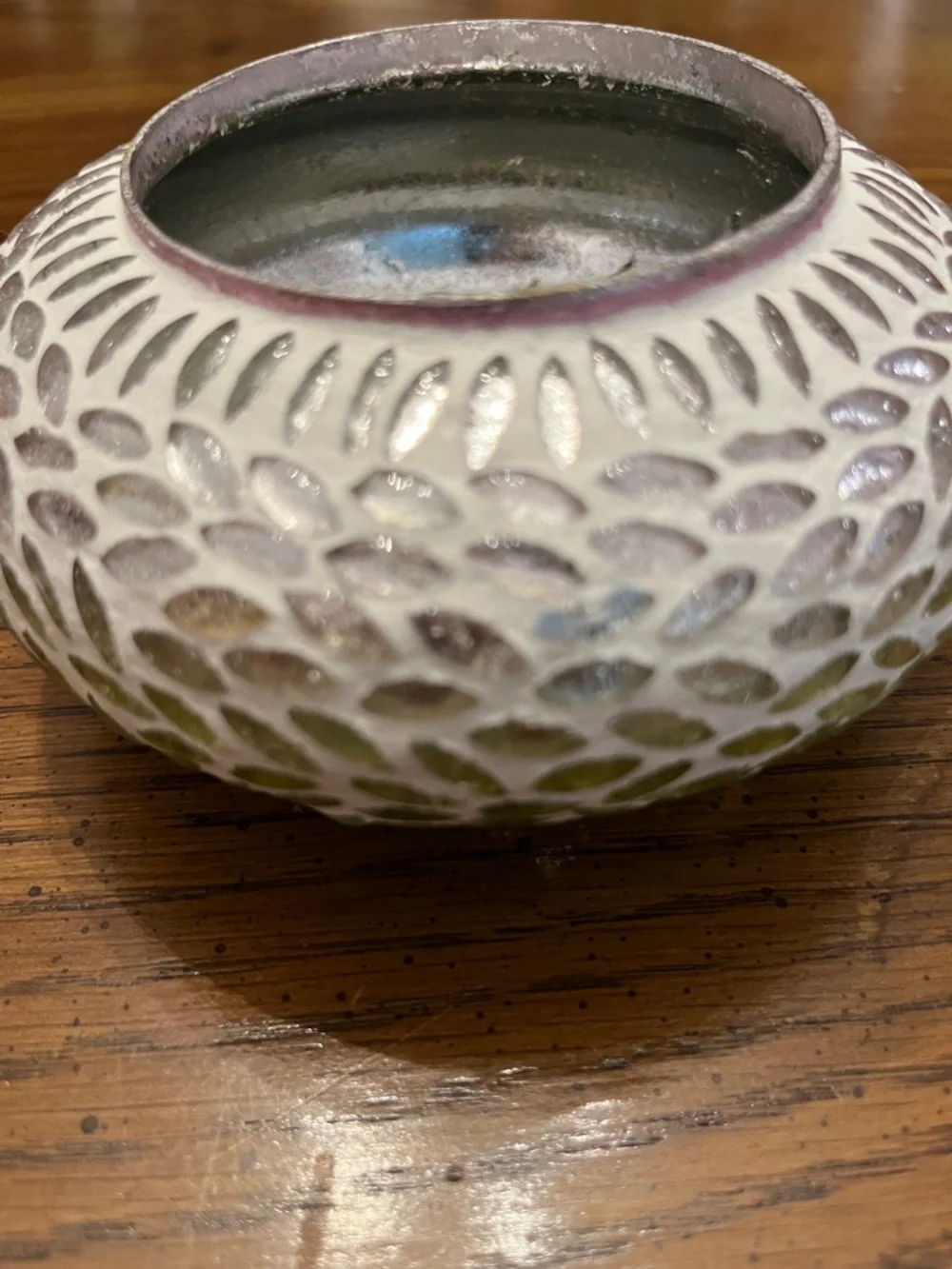 Chamakana Green and Pink tea light candle holder‎